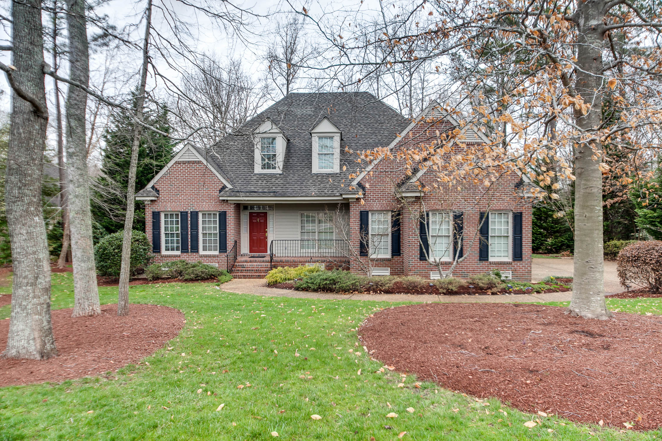 Just Listed 105 Hoylake • Deelyn's Ford's Colony Homes